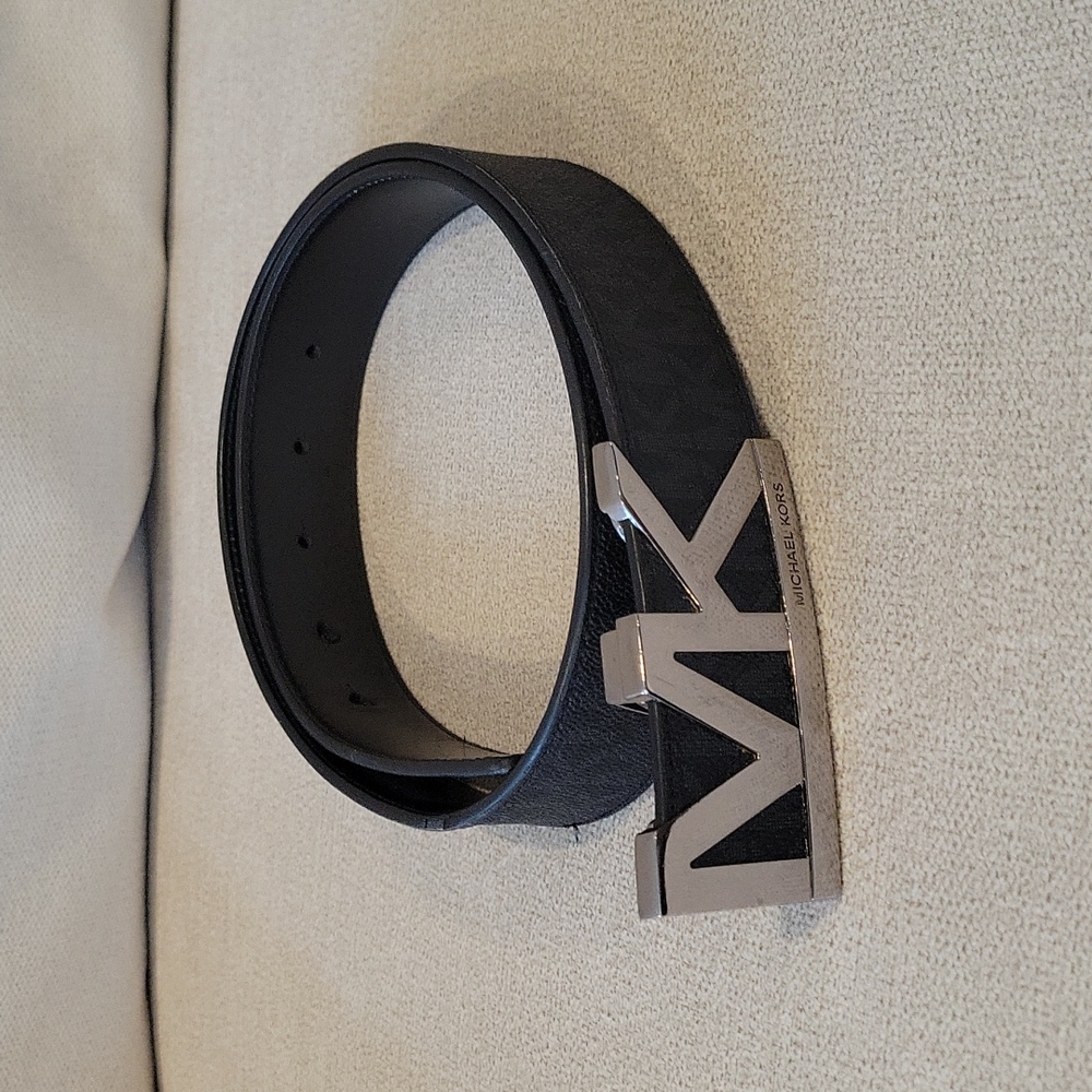 Michael Kors Logo Buckle Belt size 32